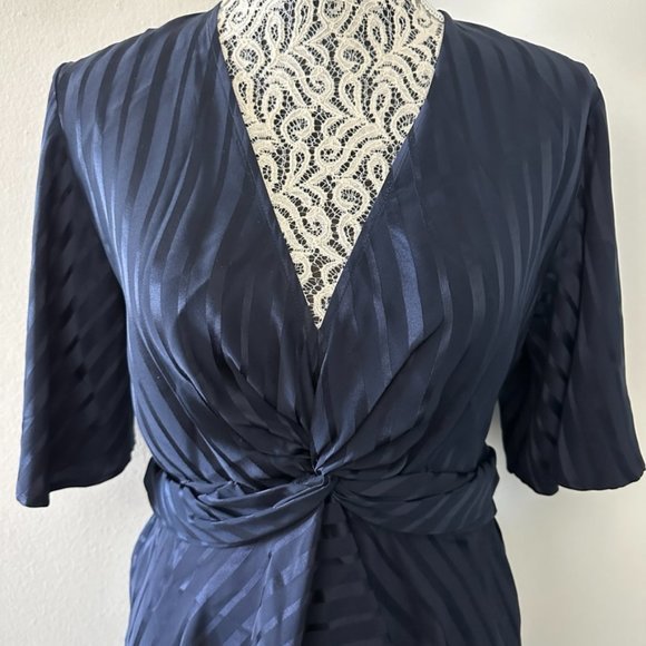 A.L.C. Navy Blue Tonal Stripe AVI 100% Silk Asymmetric Midi Maxi Dress Sz 6 - Picture 5 of 13